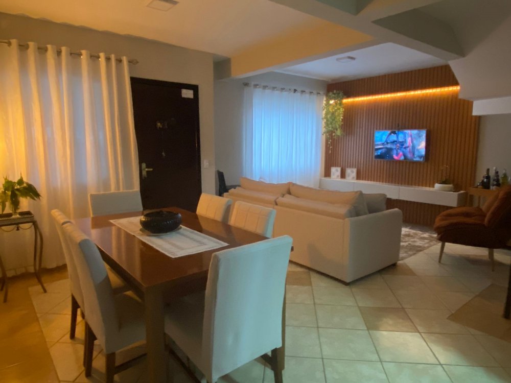 Sobrado - Venda - Vila São Vicente - Paranaguá - PR