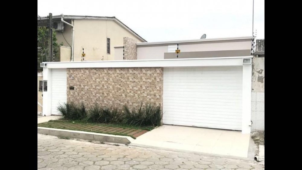 Casa - Venda - Vila Paranagu - Paranagu - PR